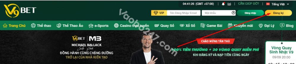 Lựa chọn “Đăng ký” để bắt đầu mở tài khoản tại V9bet