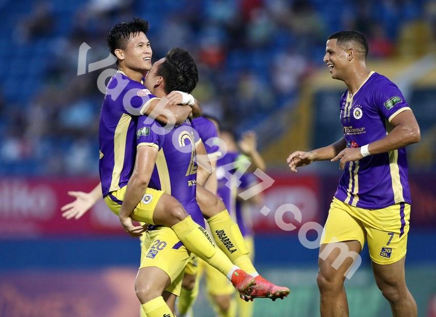 Nhận định hai đội đầu Bảng Xếp Hạng V-League